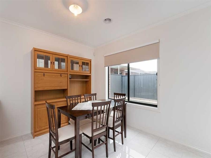 26 Moor Park Drive, Craigieburn VIC 3064