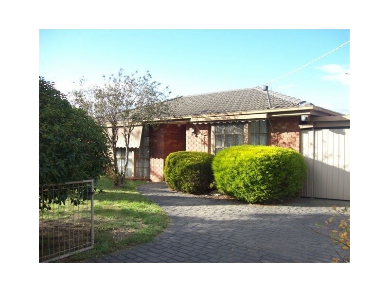 73 Hothlyn Drive, Craigieburn VIC 3064