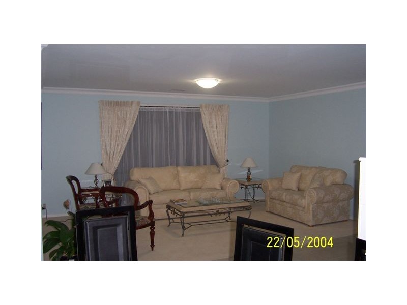 8 Ebro Court, Roxburgh Park VIC 3064