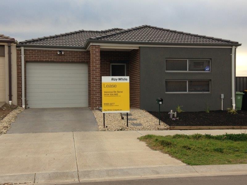 27 Fermont Avenue, Craigieburn VIC 3064