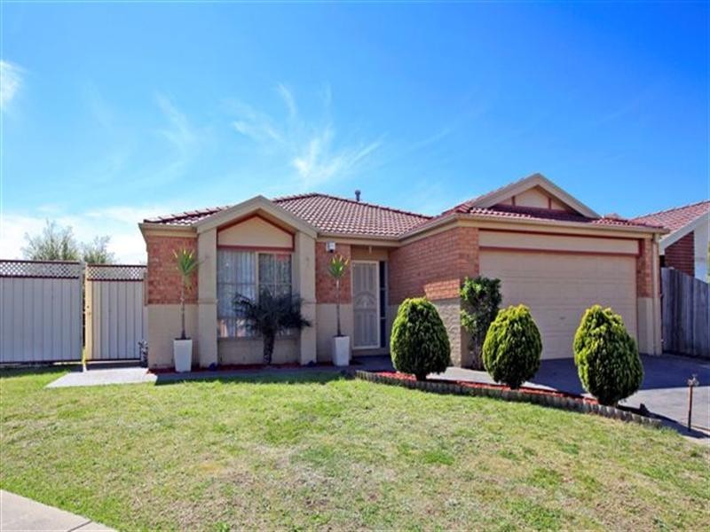 20 McNamara Avenue, Roxburgh Park VIC 3064