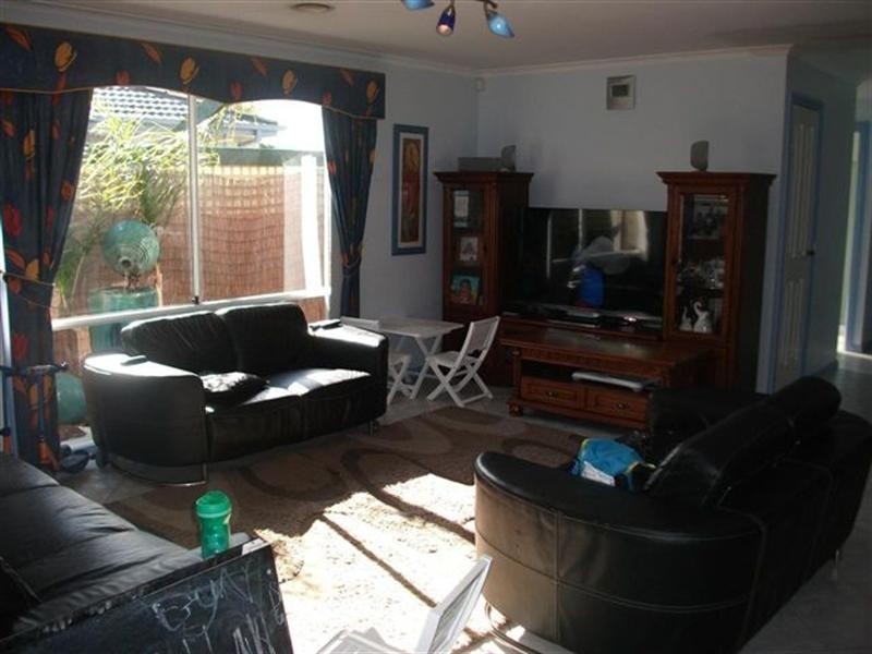 13 Newhaven Road, Craigieburn VIC 3064