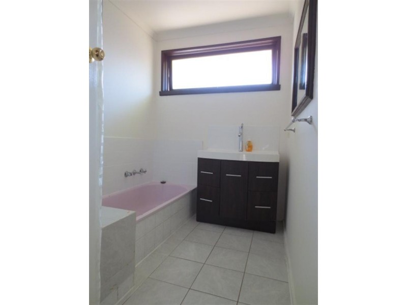 2 Hatty Court, Campbellfield VIC 3061