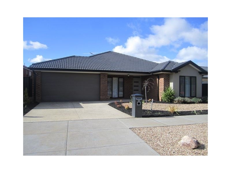 23 Middlesborough Drive, Craigieburn VIC 3064