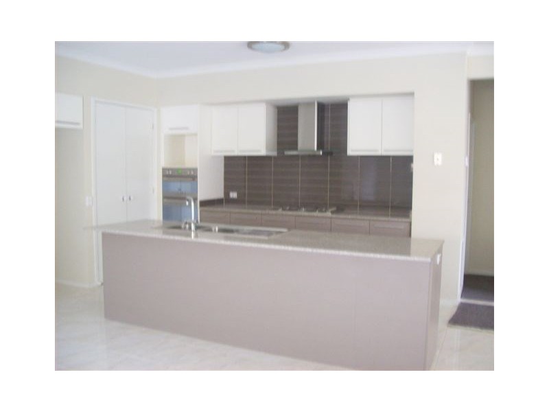 23 Middlesborough Drive, Craigieburn VIC 3064