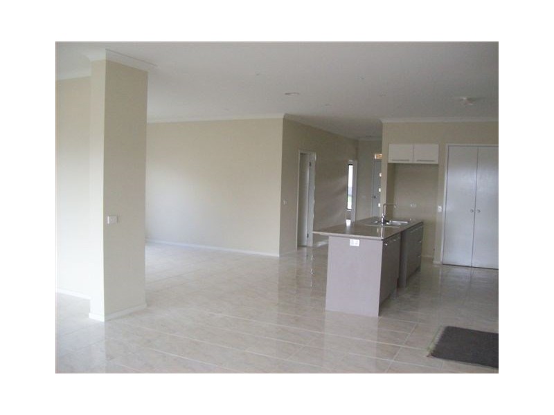 23 Middlesborough Drive, Craigieburn VIC 3064