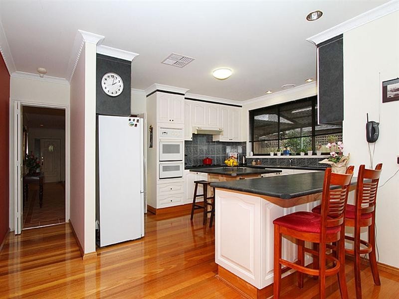 3 Metropolitan Avenue, Craigieburn VIC 3064