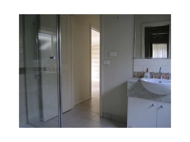 91 Mareeba Way, Craigieburn VIC 3064