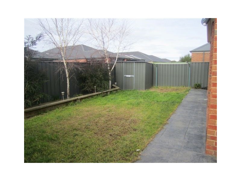 91 Mareeba Way, Craigieburn VIC 3064