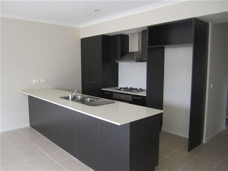 7 Cockatiel Circuit, Craigieburn VIC 3064