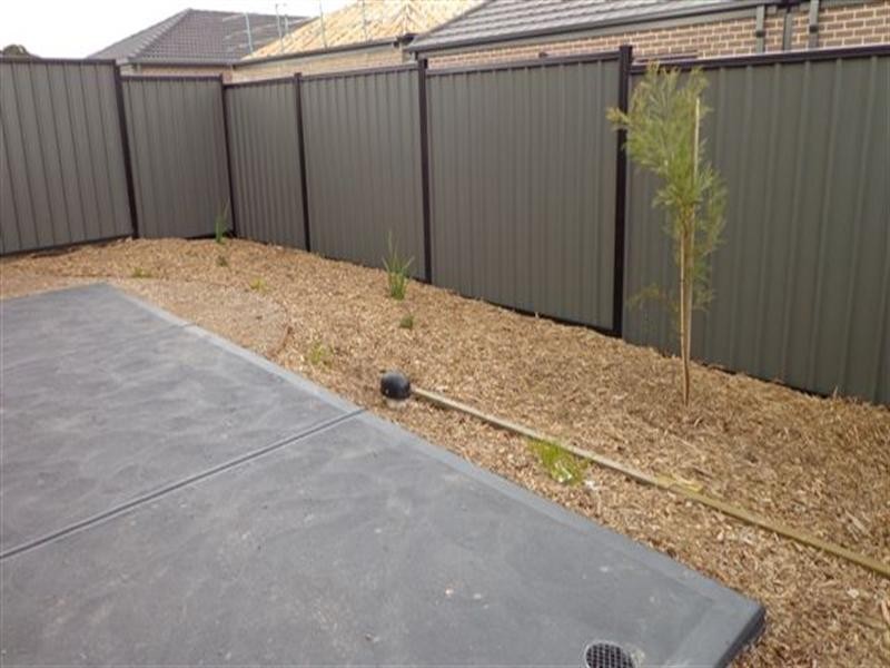 7 Cockatiel Circuit, Craigieburn VIC 3064