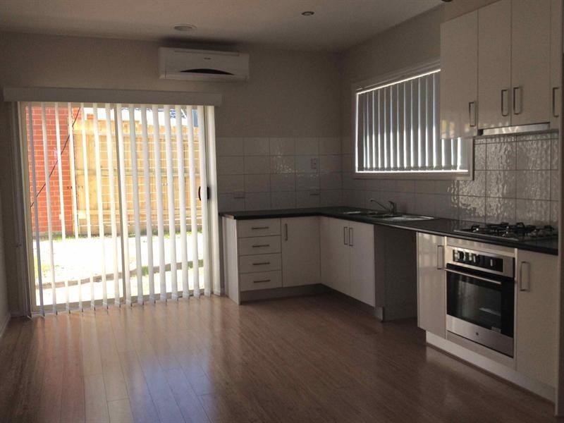 7 Roy Street, Glenroy VIC 3046