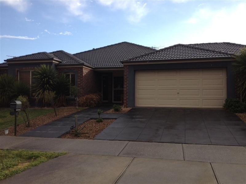 31 Hamilton Hume Parade, Craigieburn VIC 3064