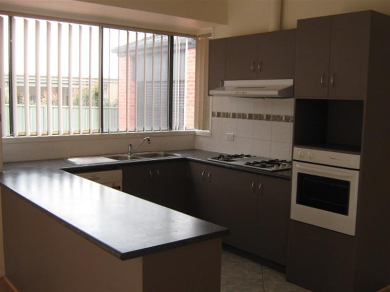 40 Malcolm Creek Parade, Craigieburn VIC 3064