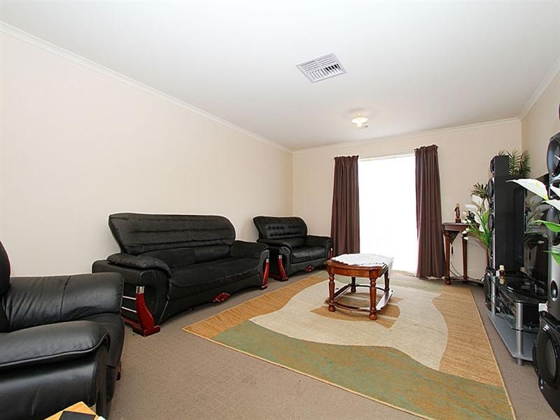 5 Pymble Garden, Craigieburn VIC 3064