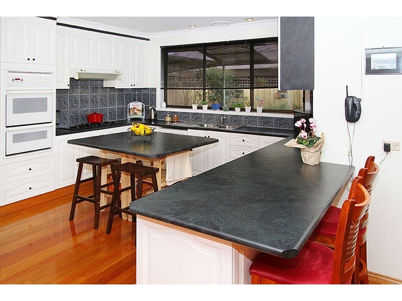 3 Metropolitan Avenue, Craigieburn VIC 3064