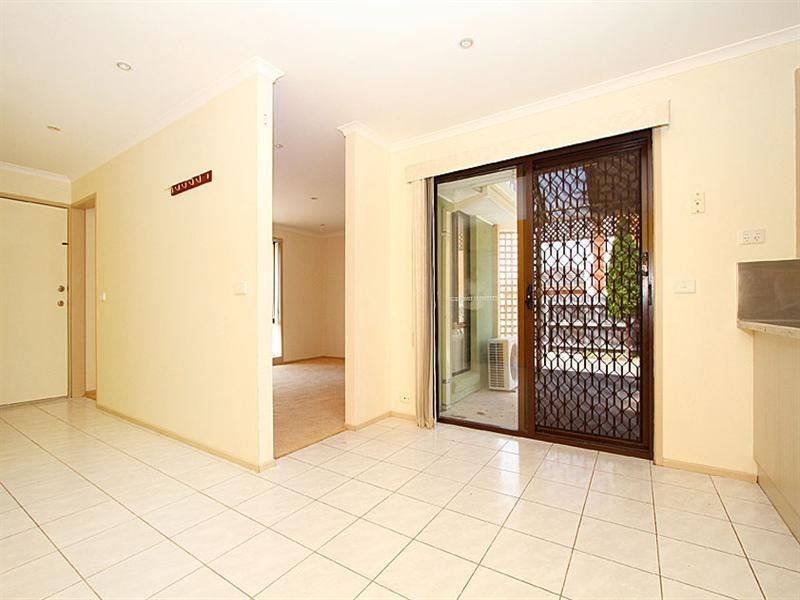 12 Hawker Avenue, Roxburgh Park VIC 3064