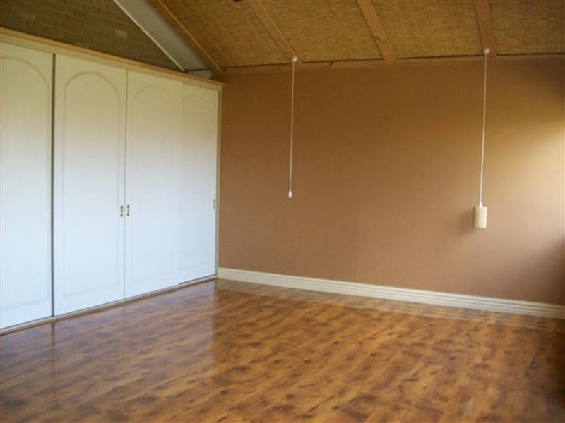 12 Northleigh Avenue, Craigieburn VIC 3064