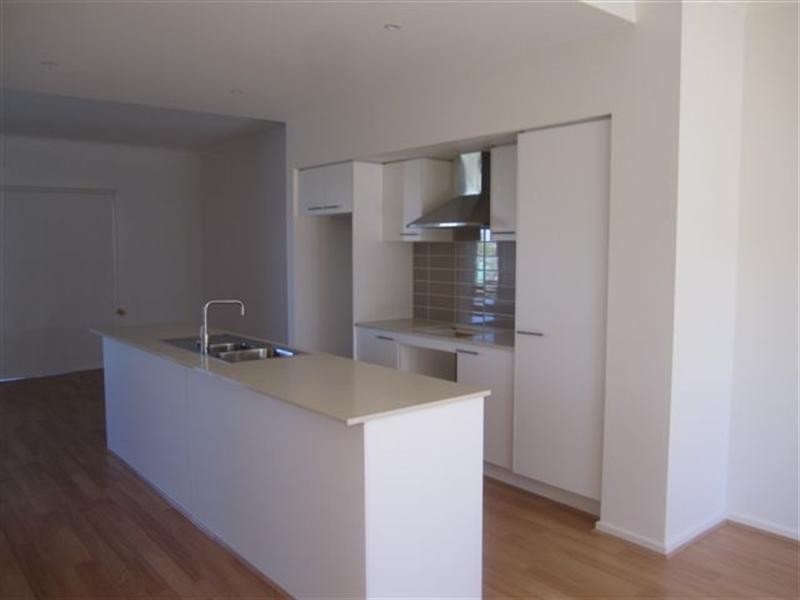 56 Cascade Terrace, Craigieburn VIC 3064