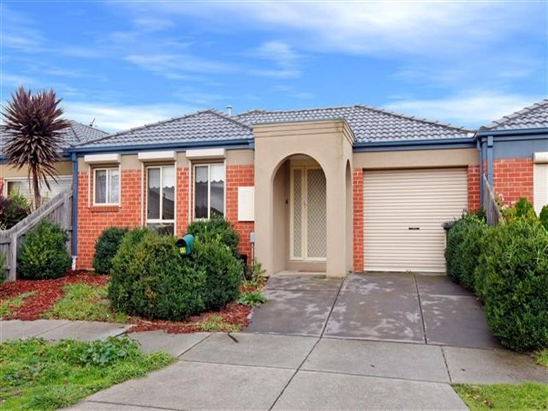 11 Severn Court, Roxburgh Park VIC 3064
