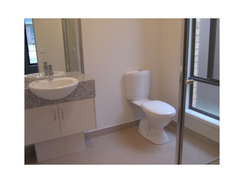 25 Greenham Avenue, Craigieburn VIC 3064