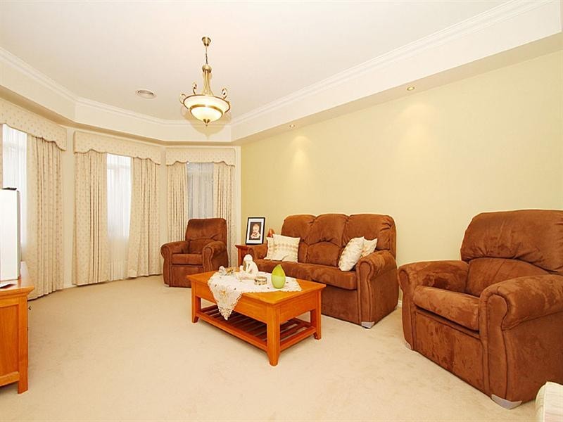 1 Swinburne Close, Craigieburn VIC 3064