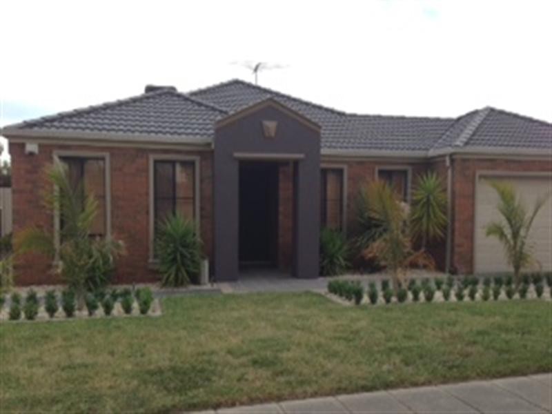 16 Mosman Way, Craigieburn VIC 3064