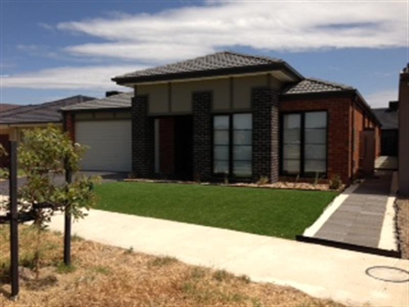 5 Glenbrae Street, Craigieburn VIC 3064