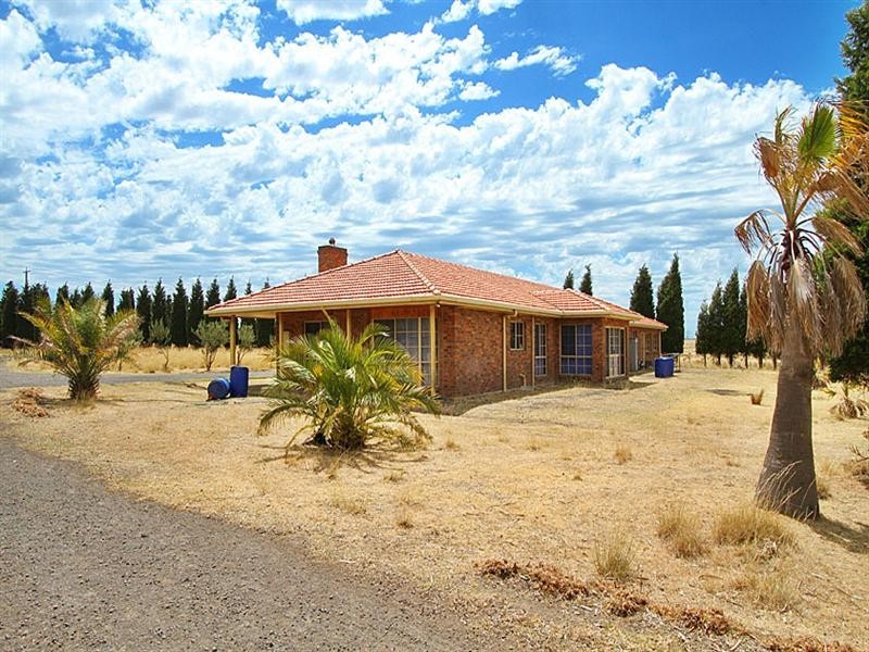 655 Summerhill Road, Craigieburn VIC 3064