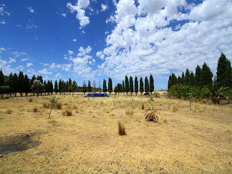 655 Summerhill Road, Craigieburn VIC 3064