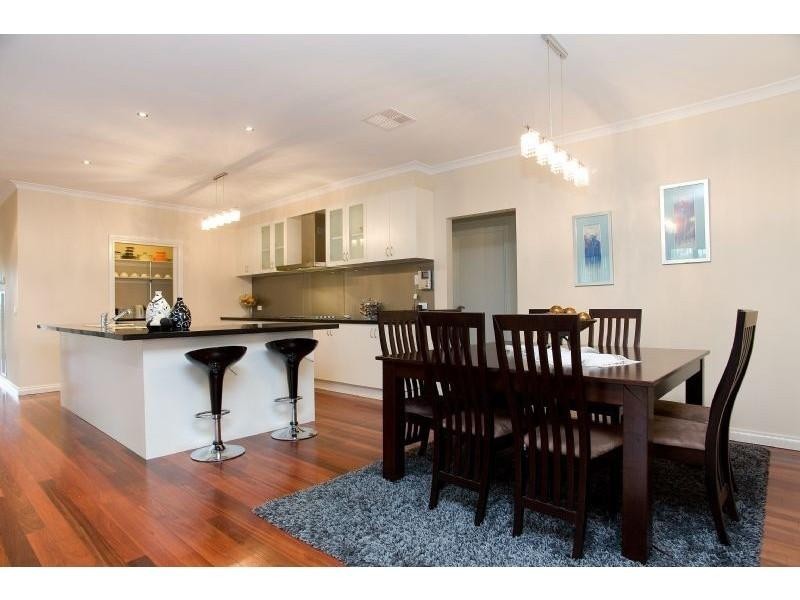 31 Highbury Circuit, Craigieburn VIC 3064