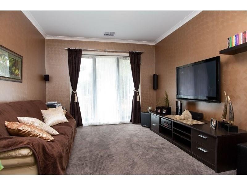 31 Highbury Circuit, Craigieburn VIC 3064