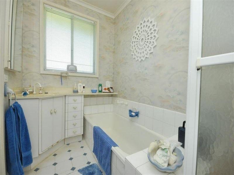 82 Ripplebrook Drive, Broadmeadows VIC 3047