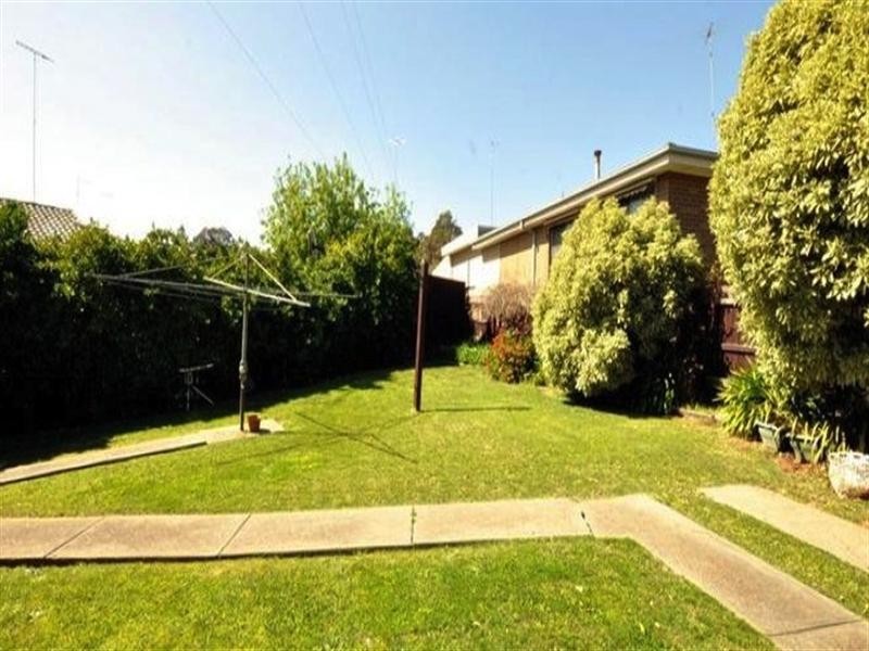 82 Ripplebrook Drive, Broadmeadows VIC 3047