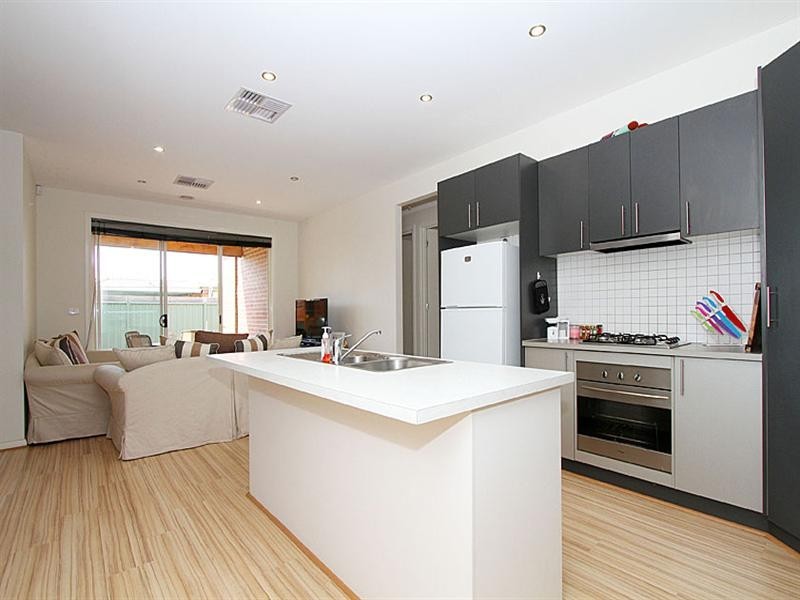 5 Coventry Lane, Craigieburn VIC 3064