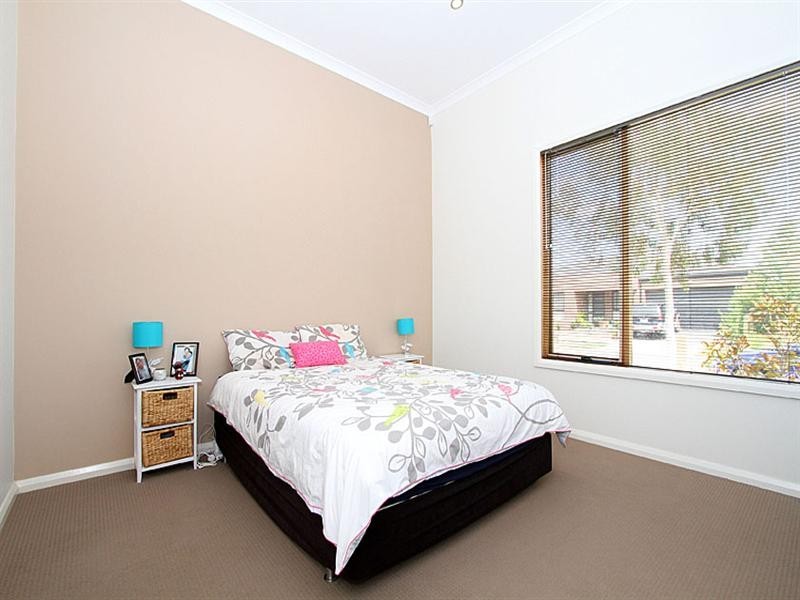 5 Coventry Lane, Craigieburn VIC 3064