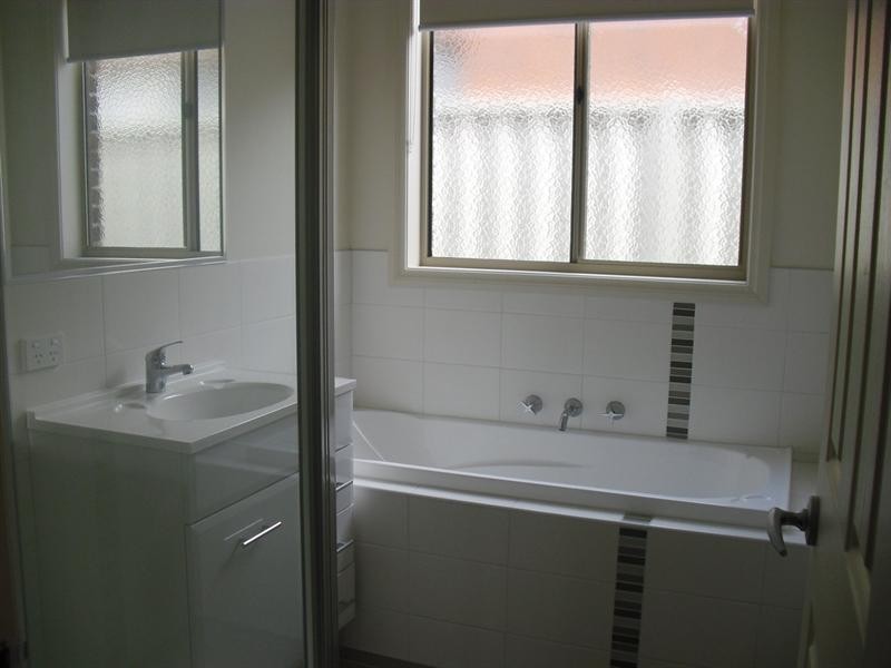 18 Classic Place, Craigieburn VIC 3064