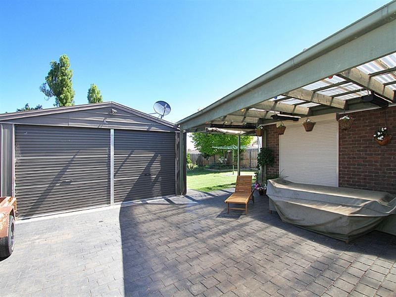 3 Rokeby Crescent, Craigieburn VIC 3064