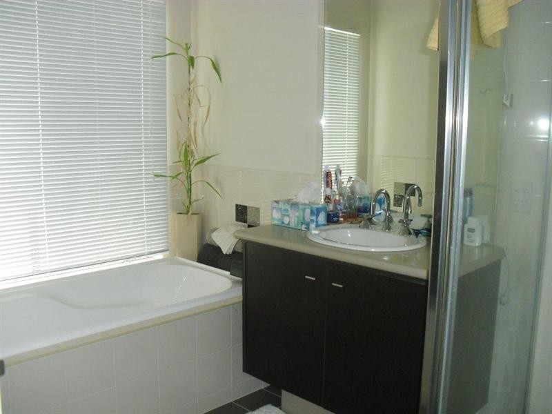 3 Pinehurst Rise, Craigieburn VIC 3064