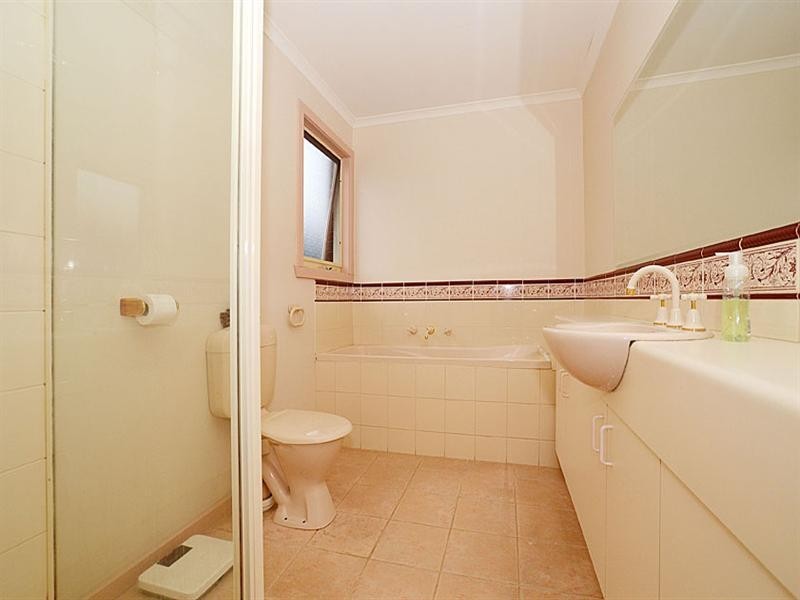 37 Exmouth Road, Craigieburn VIC 3064