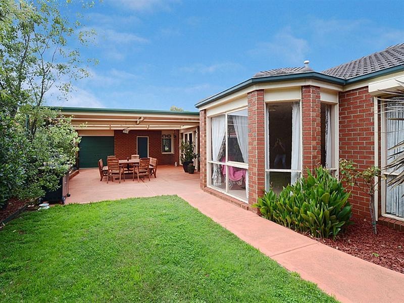37 Exmouth Road, Craigieburn VIC 3064