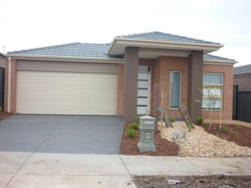 12 Humber Street, Craigieburn VIC 3064