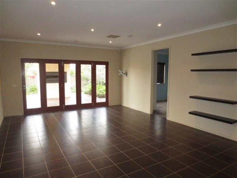 10 Madison Drive, Craigieburn VIC 3064