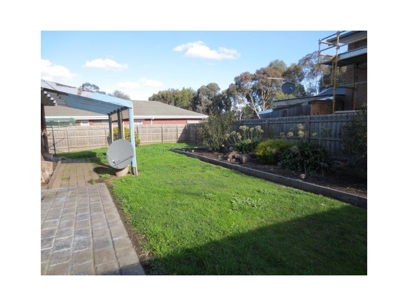 4 Harper Close, Craigieburn VIC 3064