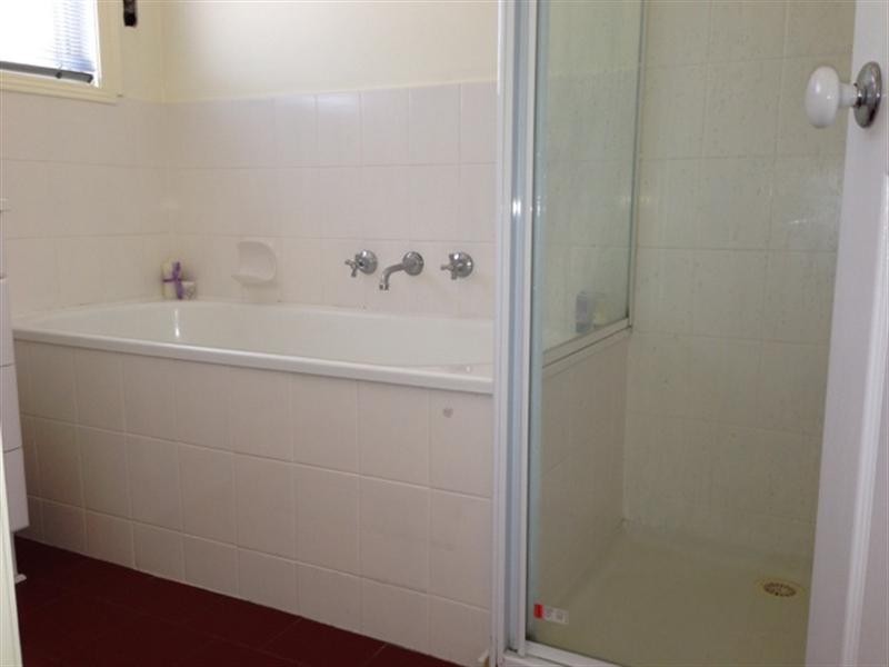 5 Rokeby Crescent, Craigieburn VIC 3064