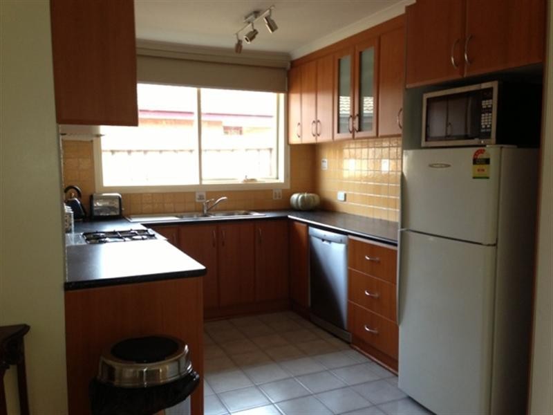 5 Rokeby Crescent, Craigieburn VIC 3064