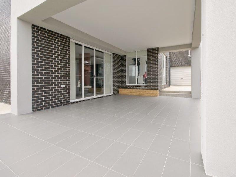 33 Corringa Way, Craigieburn VIC 3064