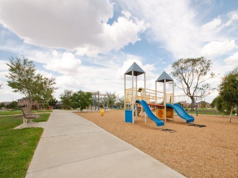 12 Andover Lane, Craigieburn VIC 3064