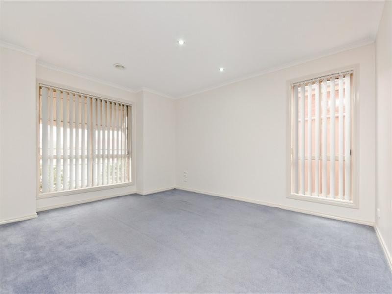 19 Goulburn Way, Craigieburn VIC 3064
