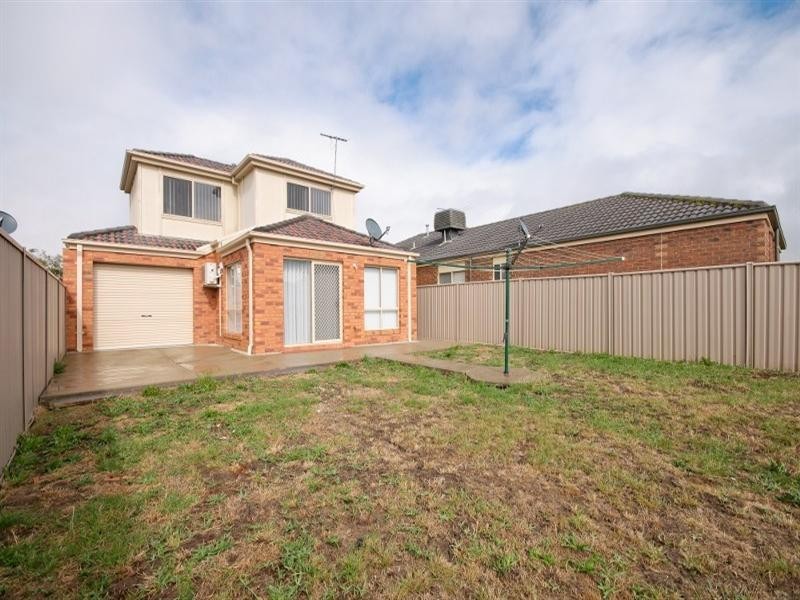 19 Goulburn Way, Craigieburn VIC 3064